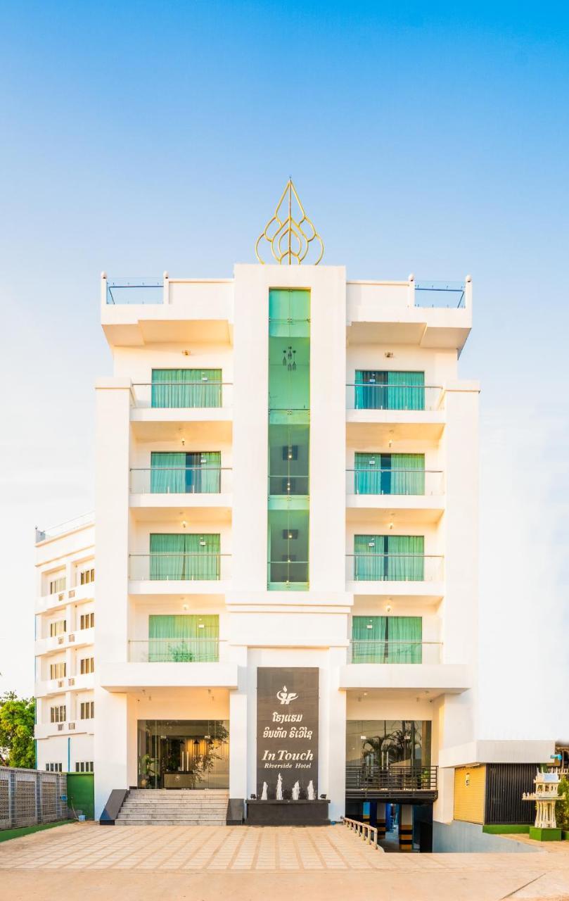 Intouch Riverside Hotel Паксе Екстер'єр фото